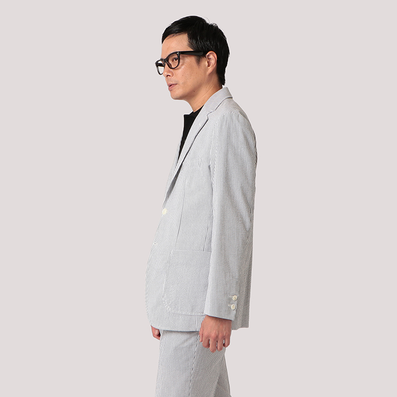 モデル / 着用サイズ: 181cm / ジャケット 48